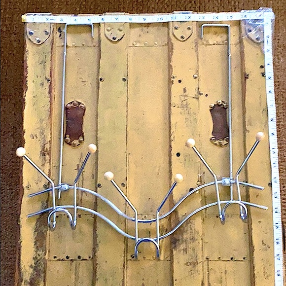 TARGET BATHROOM OVER THE DOOR HANGER TOWEL RACK - Picture 2 of 4